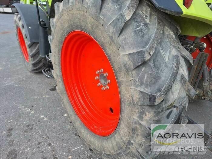 CLAAS ARION 420 トラクター
