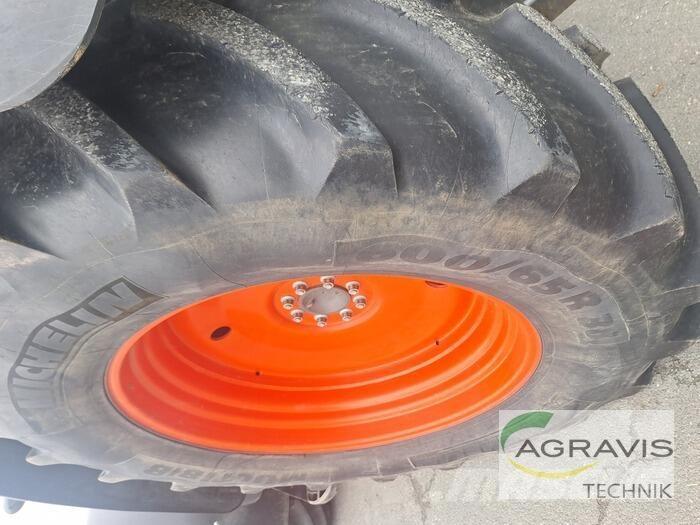 CLAAS ARION 540 CEBIS トラクター