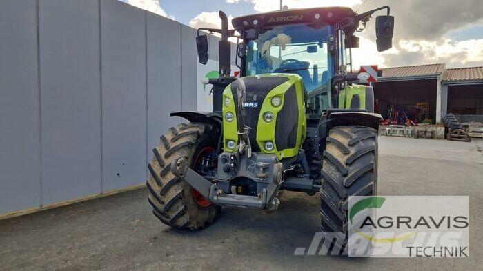 CLAAS ARION 550 CEBIS トラクター