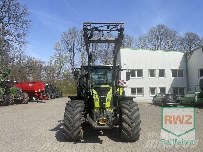 CLAAS Arion 660 トラクター