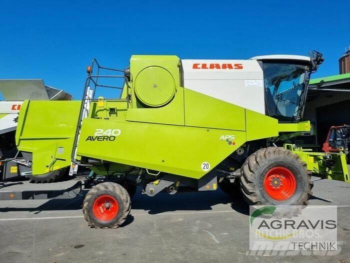 CLAAS AVERO 240 コンバイン