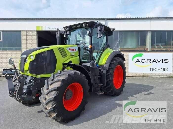 CLAAS AXION 800 CIS+ トラクター