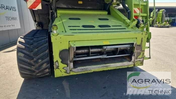 CLAAS LEXION 750 コンバイン