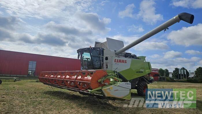 CLAAS LEXION 750 コンバイン