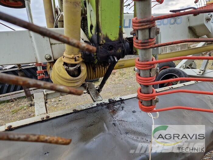 CLAAS LINER 3000 テッダー・テッダーレーキ