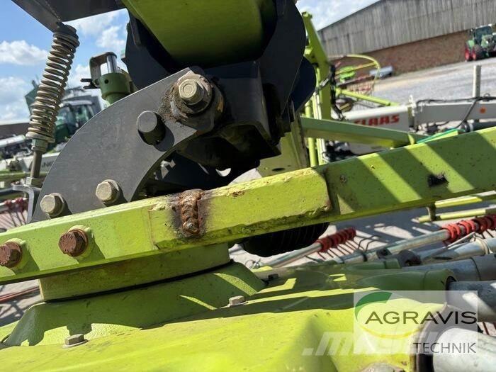 CLAAS LINER 4000 テッダー・テッダーレーキ