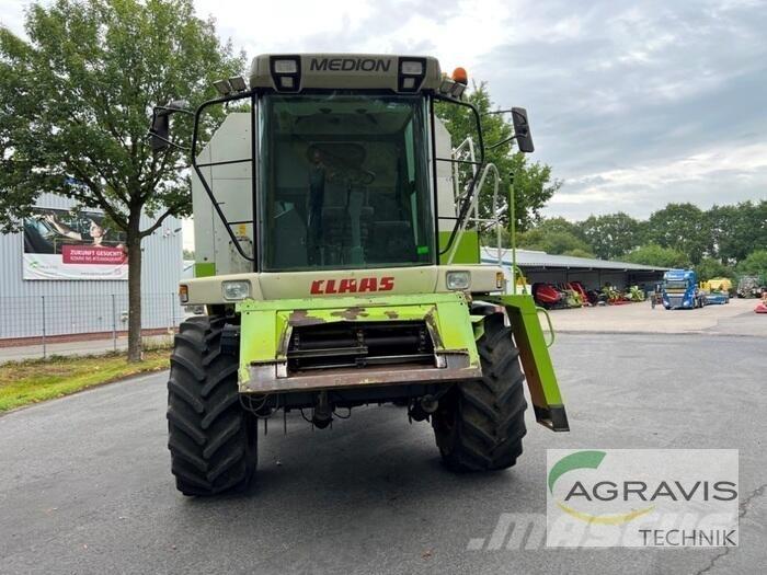 CLAAS MEDION 310 コンバイン