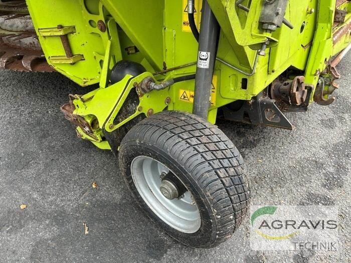 CLAAS ORBIS 900 AC 3T 自走式フォレージハーベスターアクセサリー・アタッチメント