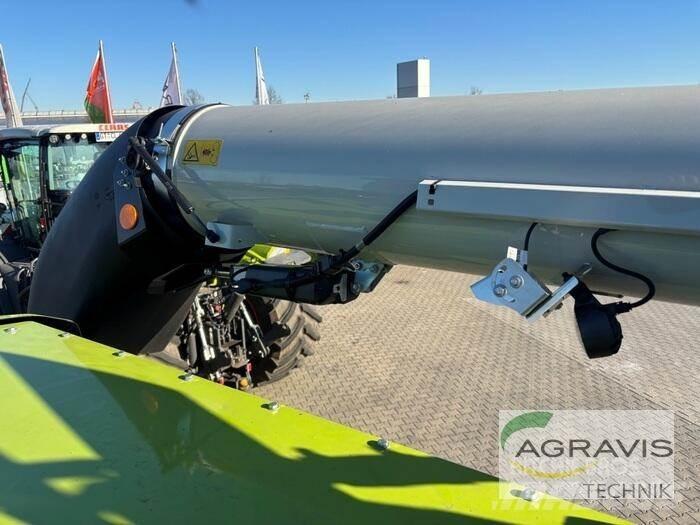 CLAAS TRION 650 コンバイン