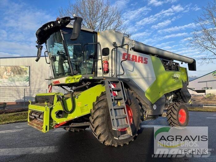 CLAAS TRION 650 コンバイン