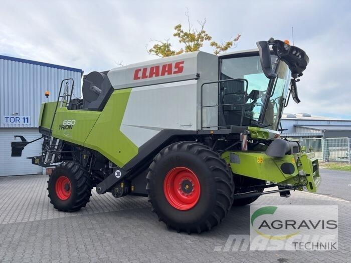 CLAAS TRION 660 コンバイン
