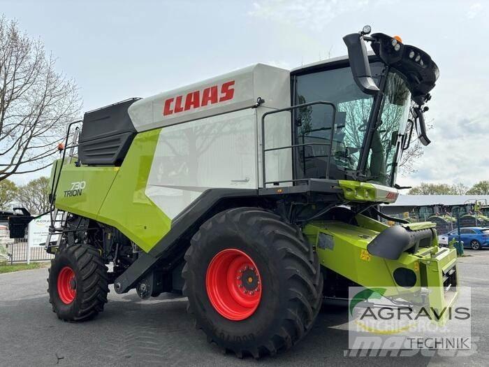 CLAAS TRION 730 コンバイン