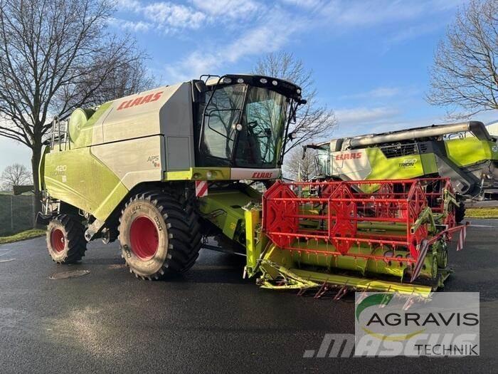 CLAAS TUCANO 420 コンバイン