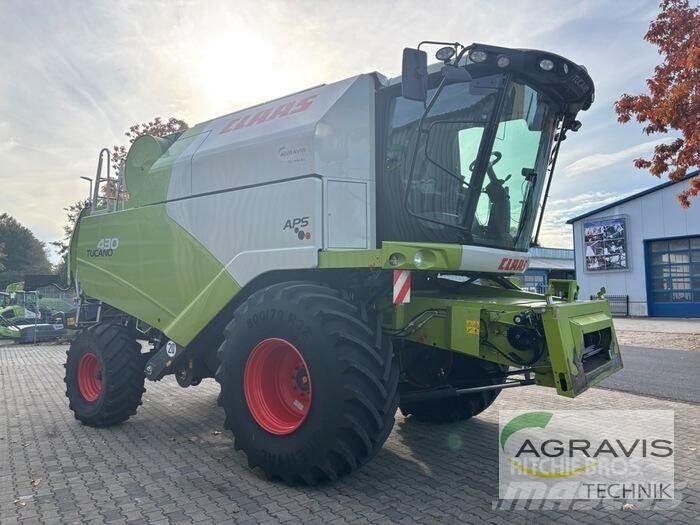 CLAAS TUCANO 430 コンバイン