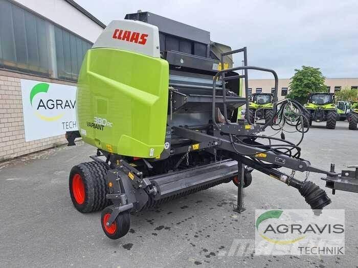 CLAAS VARIANT 380 RC ラウンドベーラー