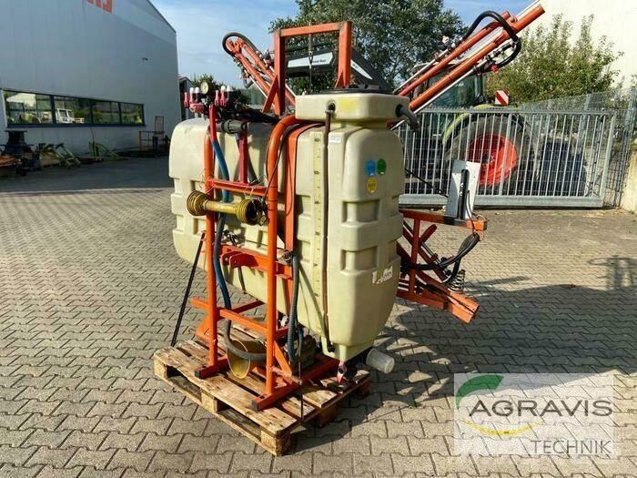 Douven 600 L 牽引型スプレイヤー