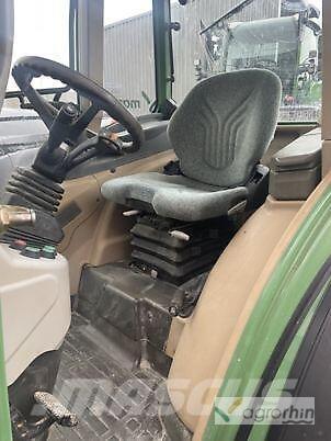Fendt 211 F 農業機械 -　その他