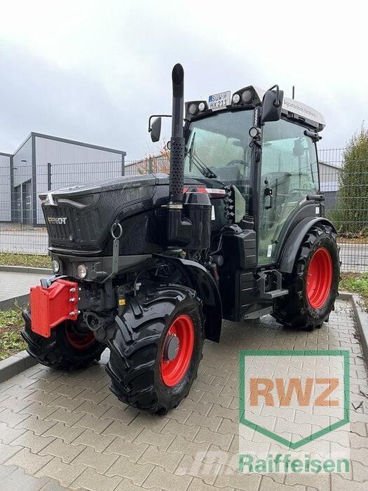 Fendt 211 V Vario Gen3 トラクター