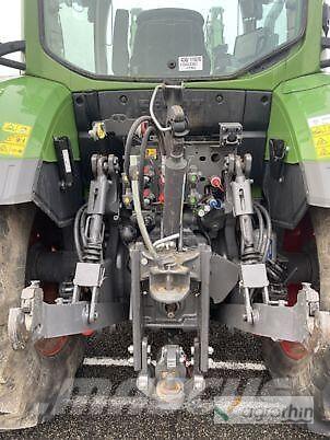 Fendt 516 PROFI PLUS トラクター