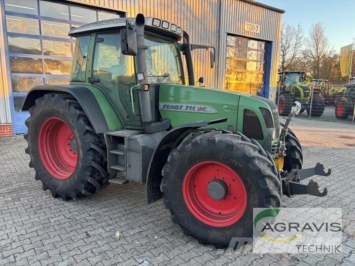 Fendt 711 VARIO トラクター
