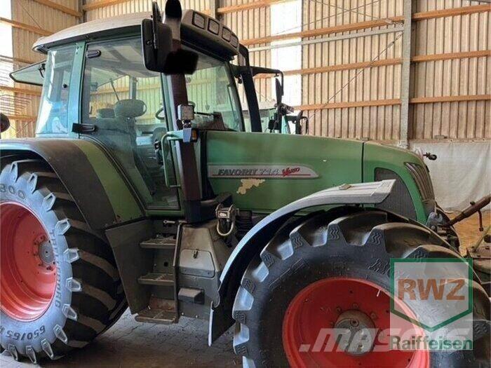Fendt 714 トラクター