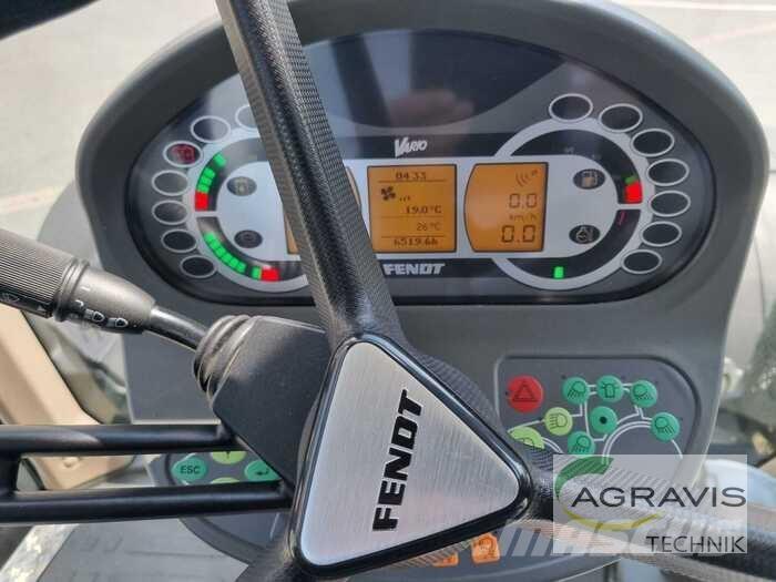 Fendt 714 VARIO SCR トラクター