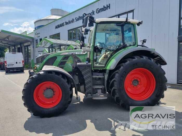 Fendt 714 VARIO SCR トラクター