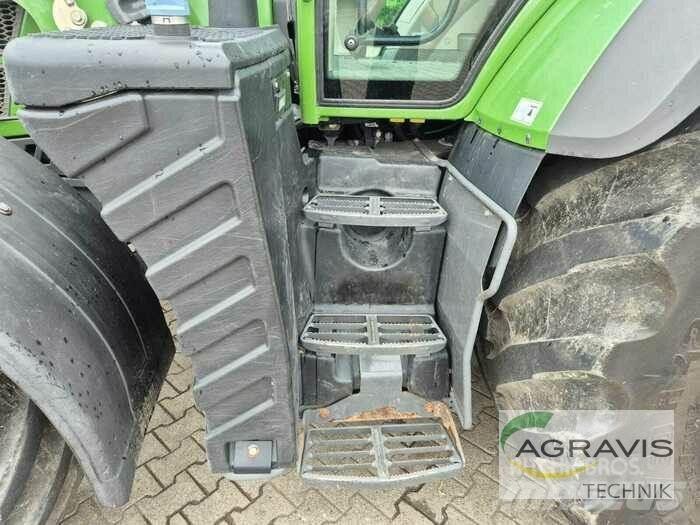 Fendt 718 VARIO S4 トラクター