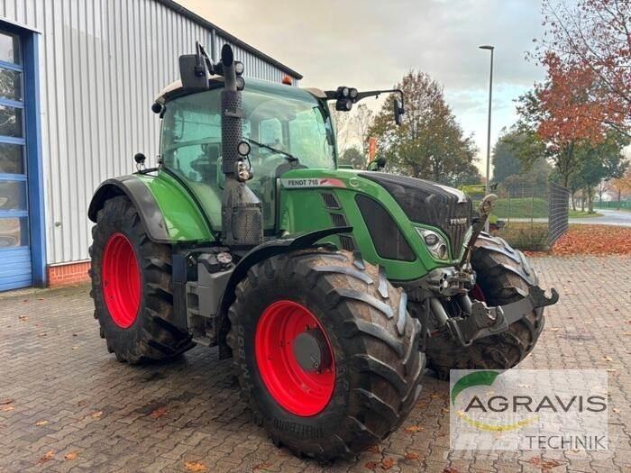 Fendt 718 VARIO SCR トラクター