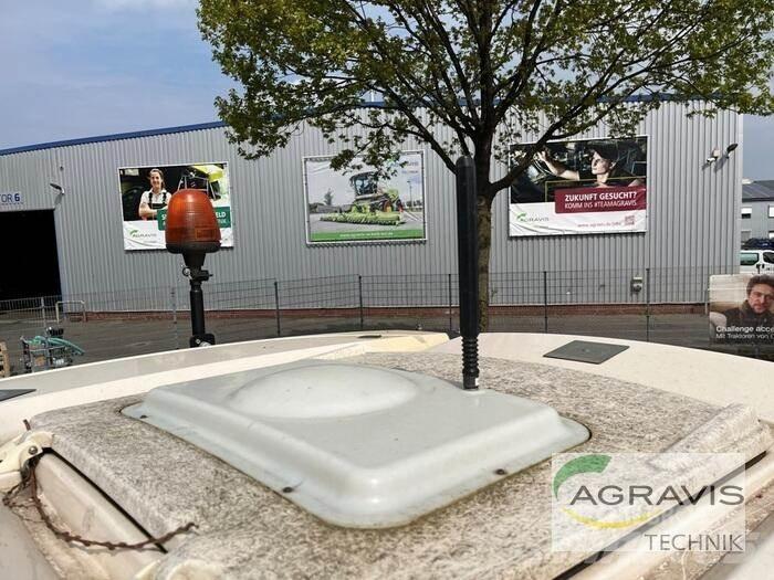 Fendt 724 VARIO S4 トラクター