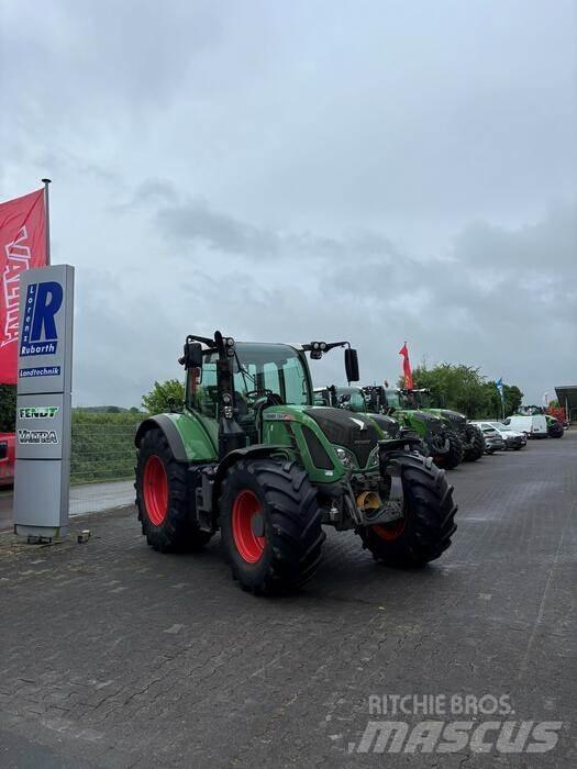 Fendt 724 VARIO SCR トラクター