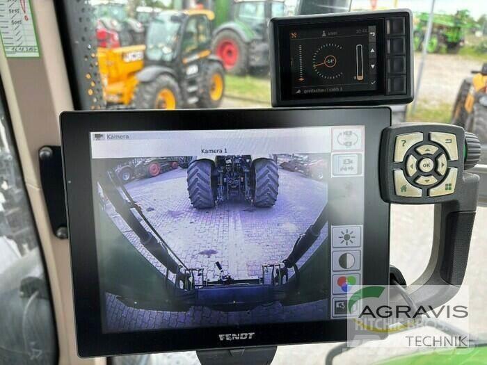 Fendt 824 VARIO S4 トラクター