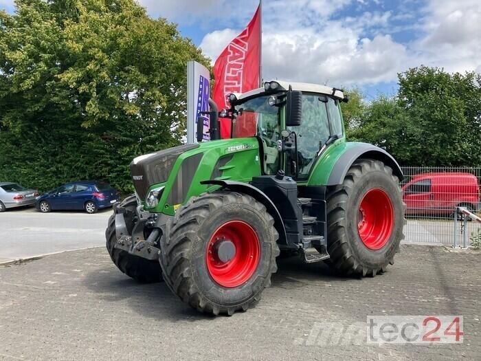 Fendt 826 VARIO S4 トラクター