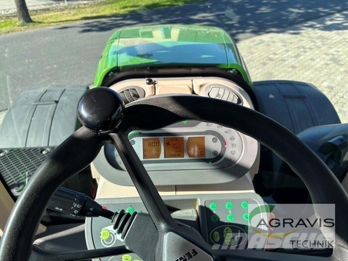 Fendt 826 VARIO S4 トラクター