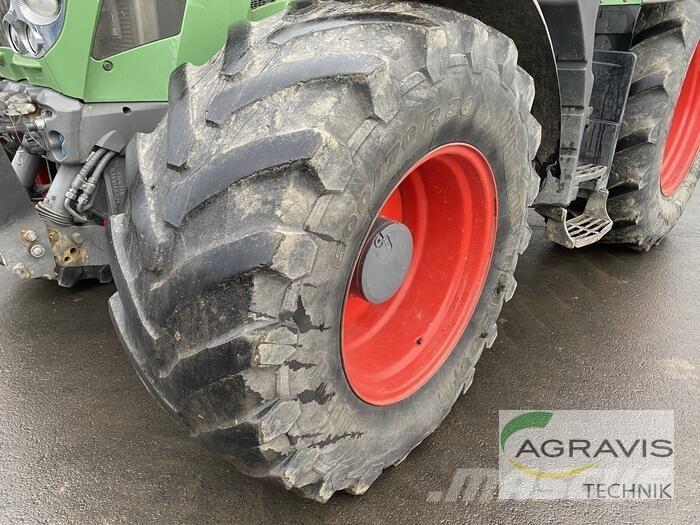 Fendt 826 VARIO SCR トラクター