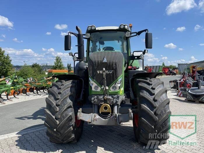 Fendt 828 Vario S4 トラクター