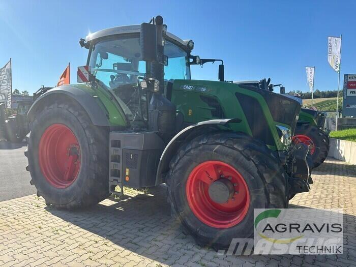 Fendt 828 VARIO S4 トラクター