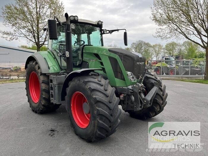 Fendt 828 VARIO SCR トラクター