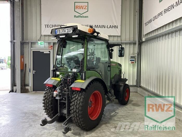 Fendt e107 V Vario トラクター