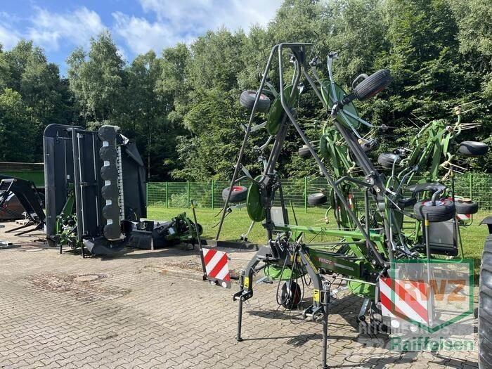 Fendt Lotus 770 テッダー・テッダーレーキ