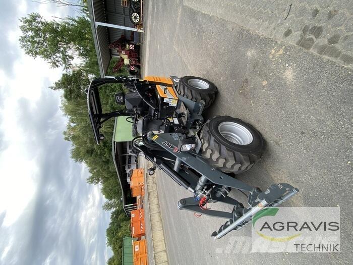 GiANT G1500 ホイールローダー・タイヤショベル