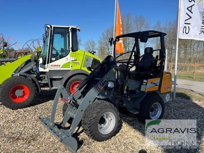 GiANT G2300 HD ホイールローダー・タイヤショベル
