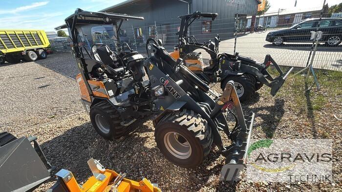 GiANT G2500 HD ホイールローダー・タイヤショベル