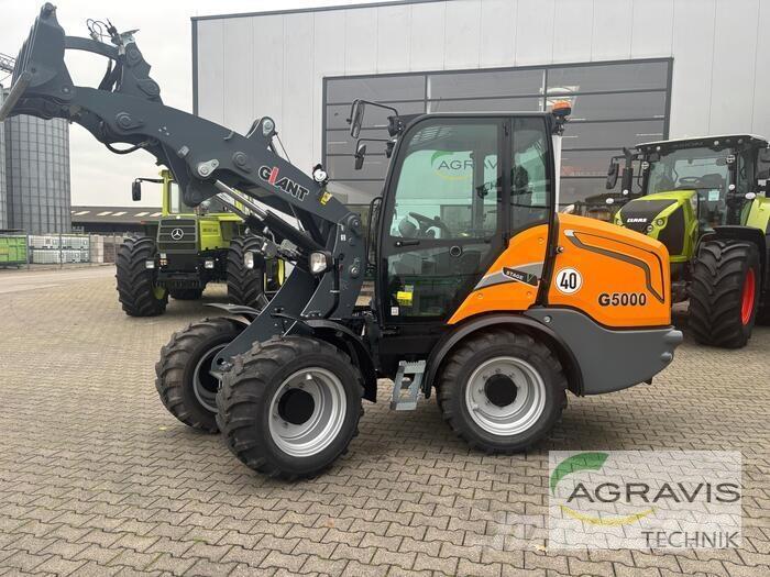 GiANT G5000 ホイールローダー・タイヤショベル