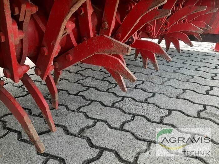 Grimme GF 200 パワーハローとロータリーハロー