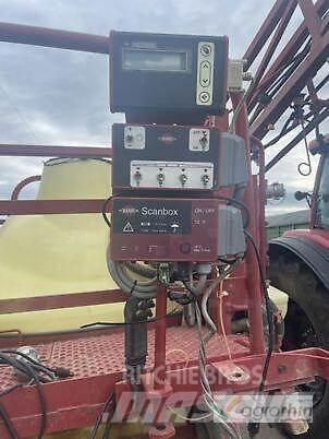 Hardi Commander 2200 牽引型スプレイヤー