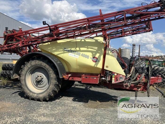 Hardi NAVIGATOR 4000 L 牽引型スプレイヤー