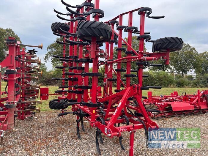 Horsch FINER 7 SL カルチベーター