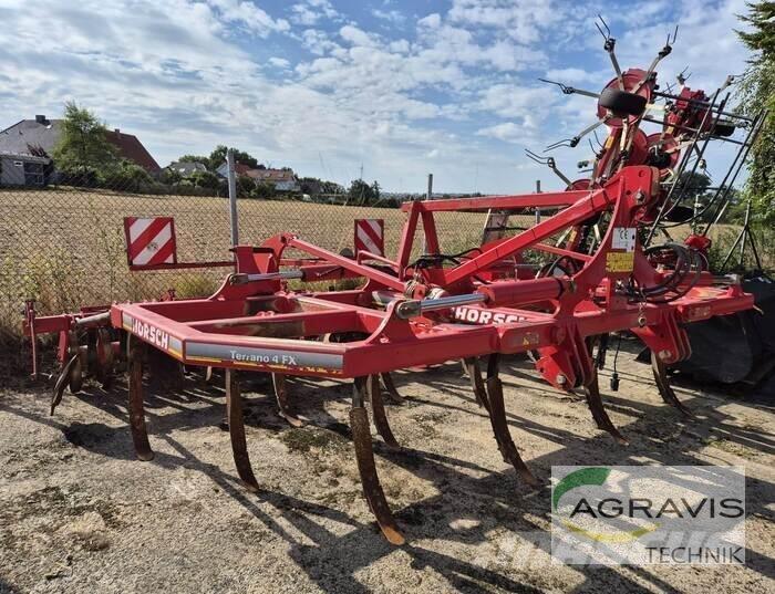 Horsch TERRANO 4 FX カルチベーター