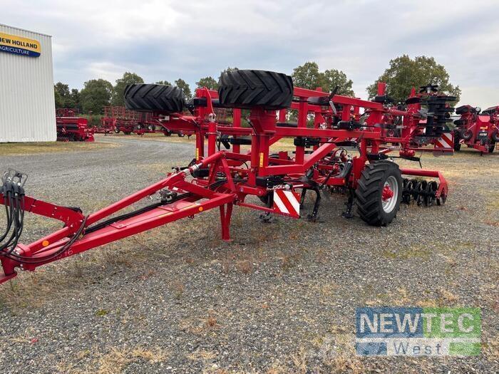 Horsch TERRANO 5 FM カルチベーター